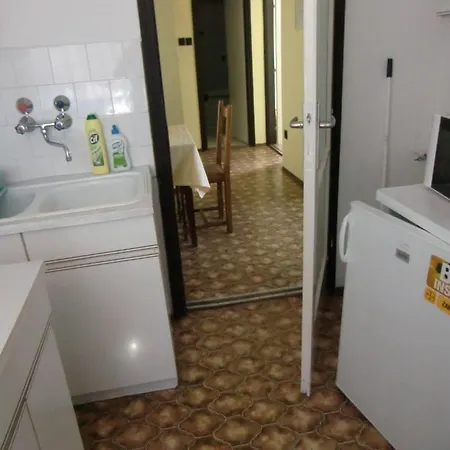 Mta Ok Balatoni Limnologiai Intezet Vendeghaza Otel Tihany