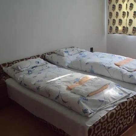 Otel Mta Ok Balatoni Limnologiai Intezet Vendeghaza Tihany